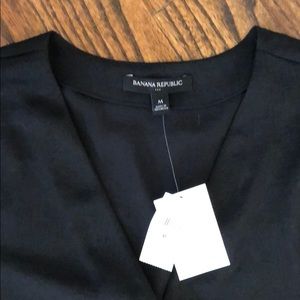 NWT Banana Republic Black V-Neck Long Sleeve